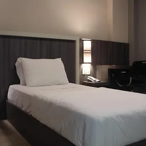 Master Express Dom Pedro Ii - Proximo Ao Consulado Americano E Aeroporto 3*, Porto Alegre Brasil